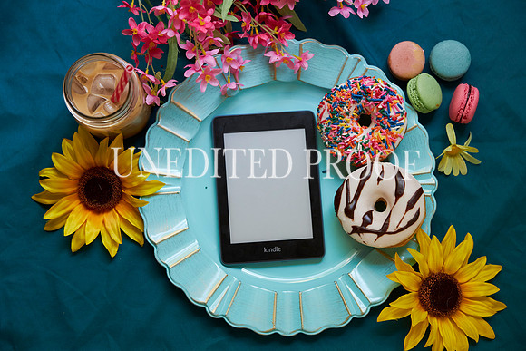SeptFlatLay03-10-23KCP_0005